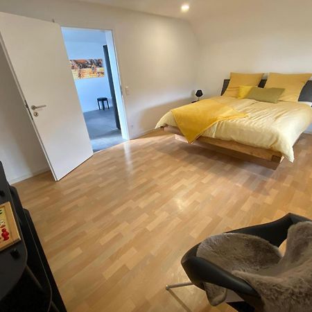 Bienenstock Apartment Venningen ภายนอก รูปภาพ